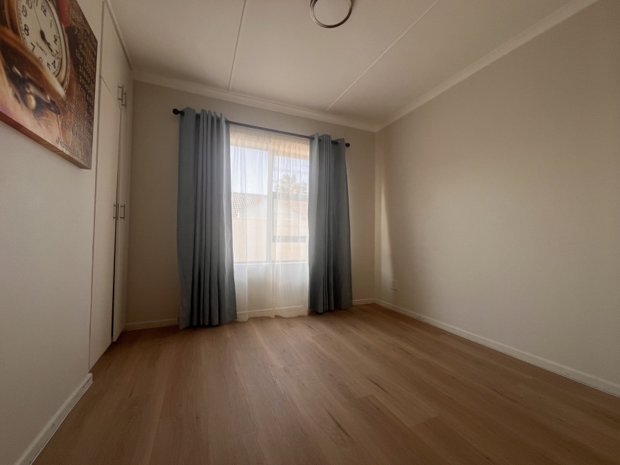 5 Bedroom Property for Sale in Country Club Western Cape